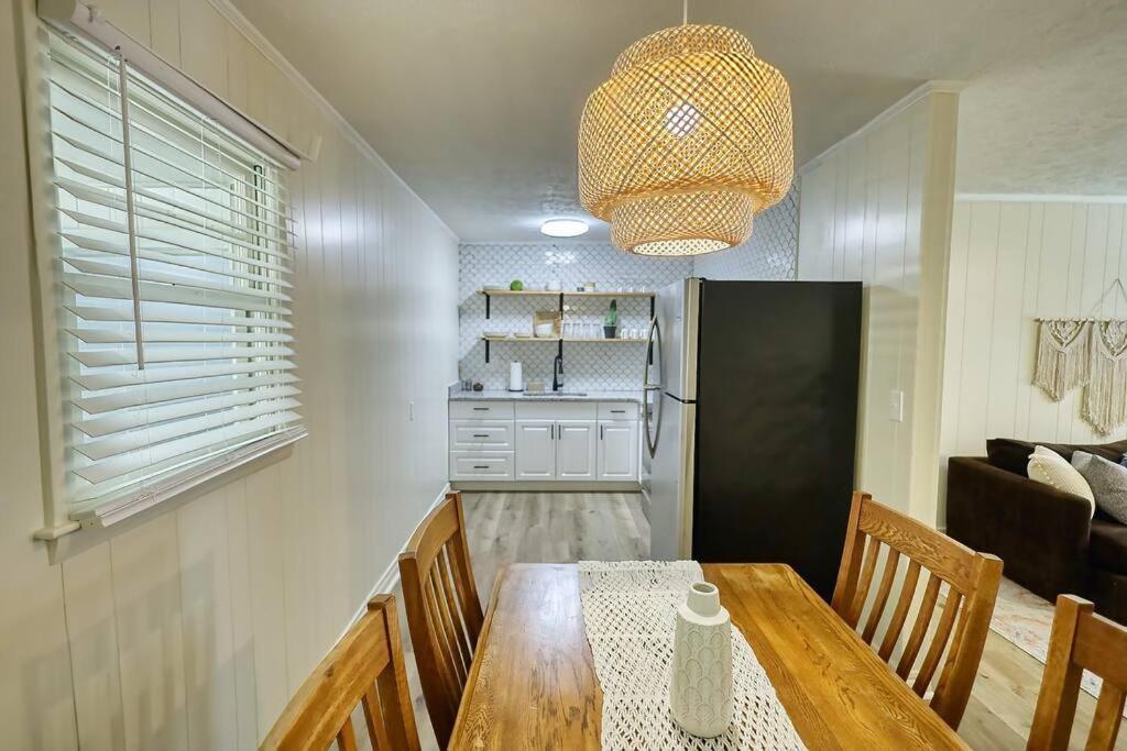 Villa The Bohemian 1/2 Mi From Covington Square Esterno foto