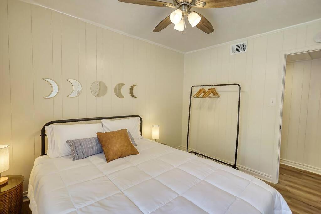 Villa The Bohemian 1/2 Mi From Covington Square Esterno foto